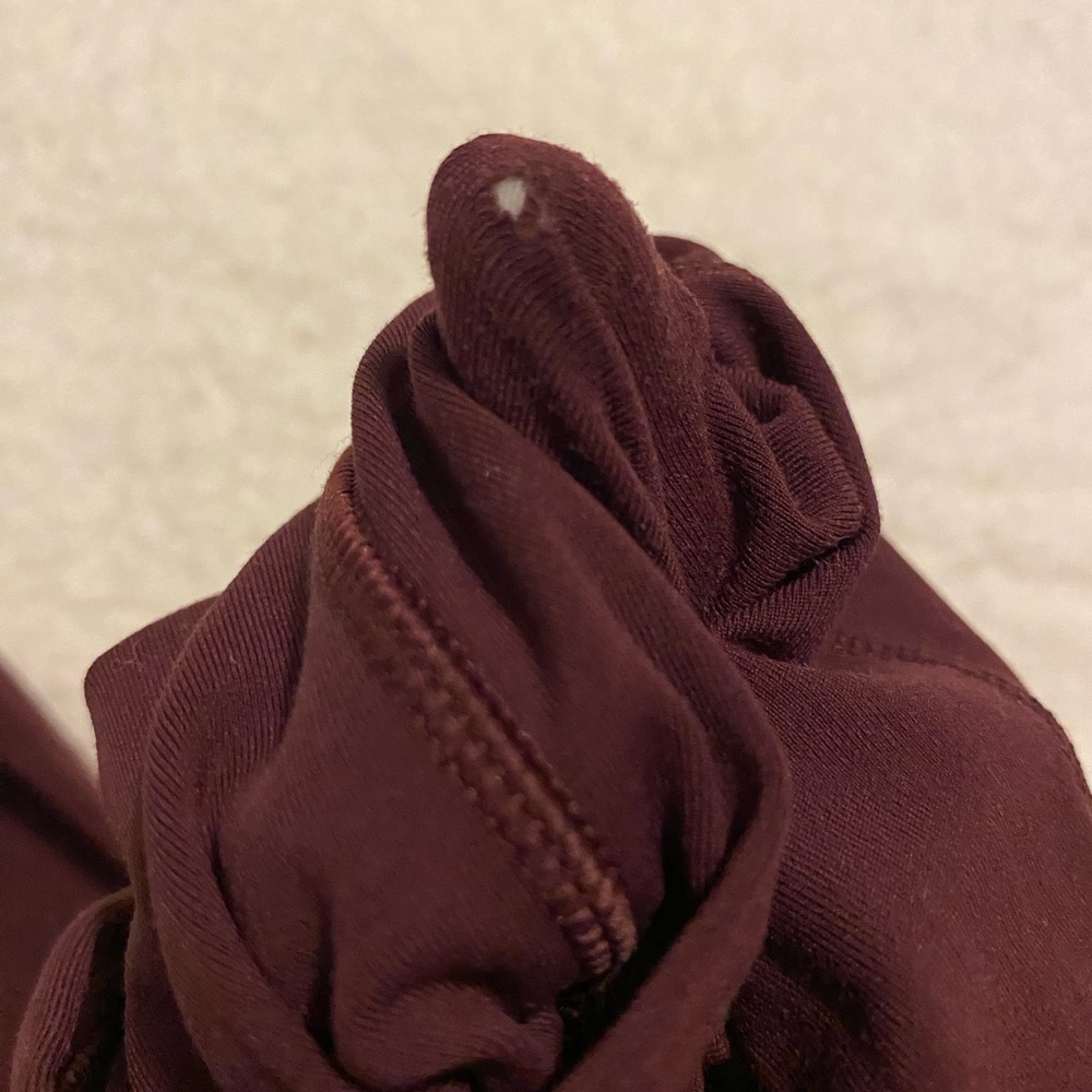 LULULEMON SIZE 4 FAST AND FREE HIGH RISE - Picture 4 of 4